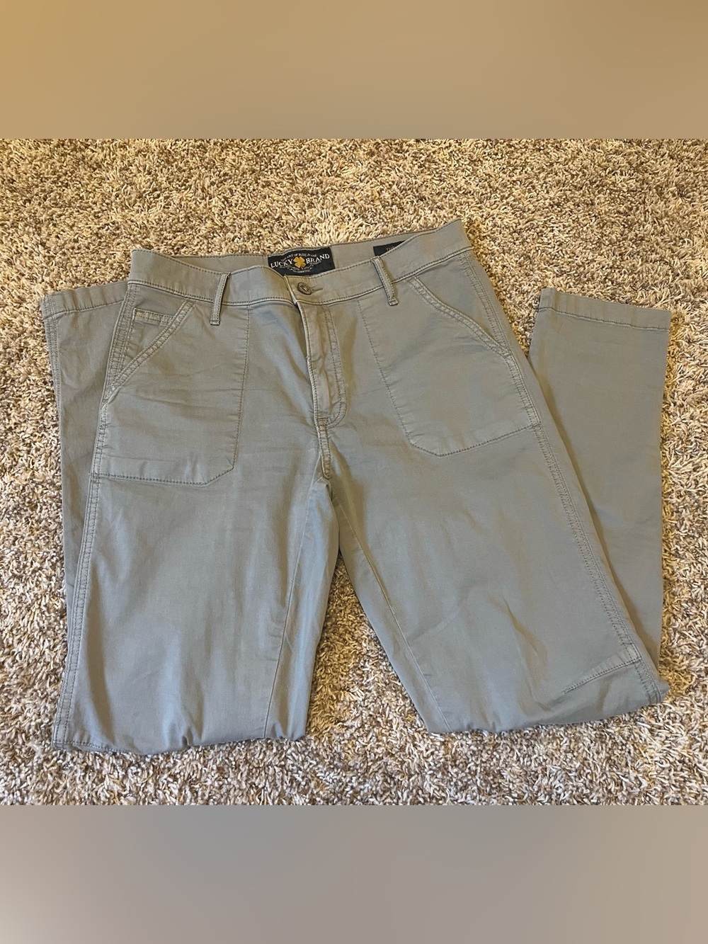 Lucky Brand women’s Light Gray Chino Pants
